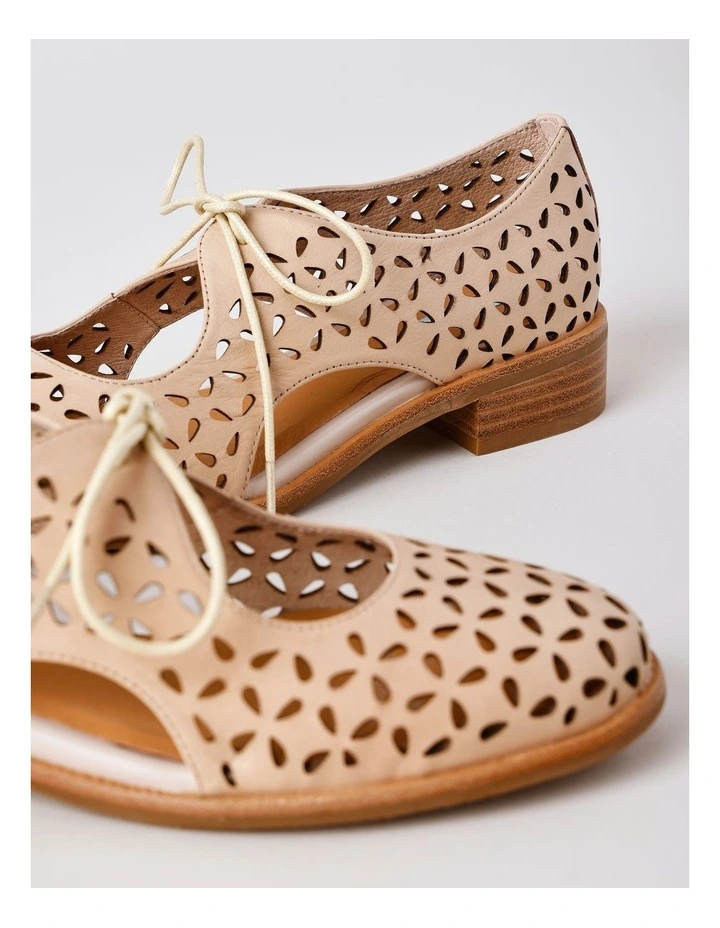 Alison Flat Shoes in Blush image 2