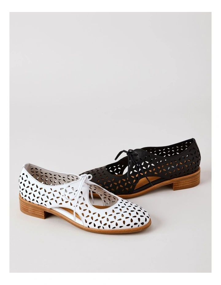 Alison Flat Shoes in White image 6