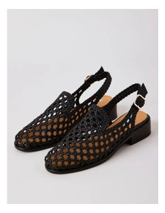 Aria Flat Shoes in Black
