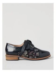 Avril Flat Shoes in Black Print