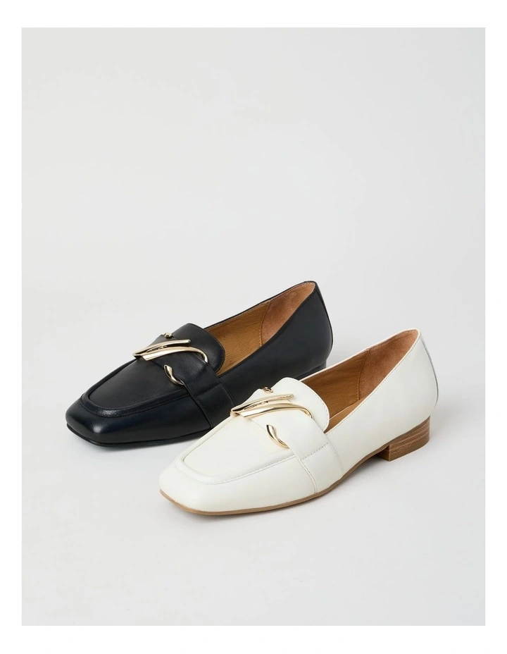 Spencer Flat Shoes in Bone image 6