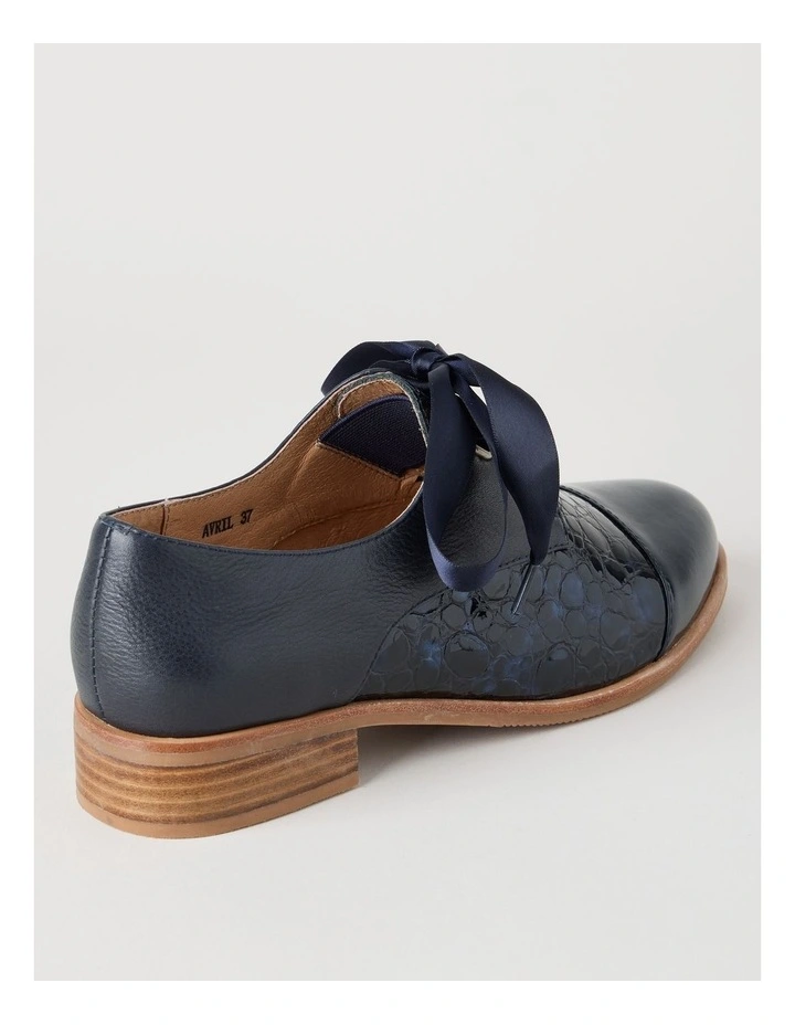 Avril Flat Shoes in Navy image 4