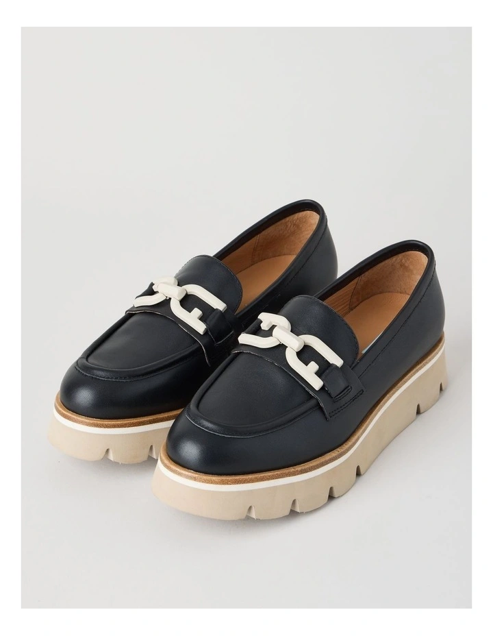Lexi Flat Shoes in Black image 3