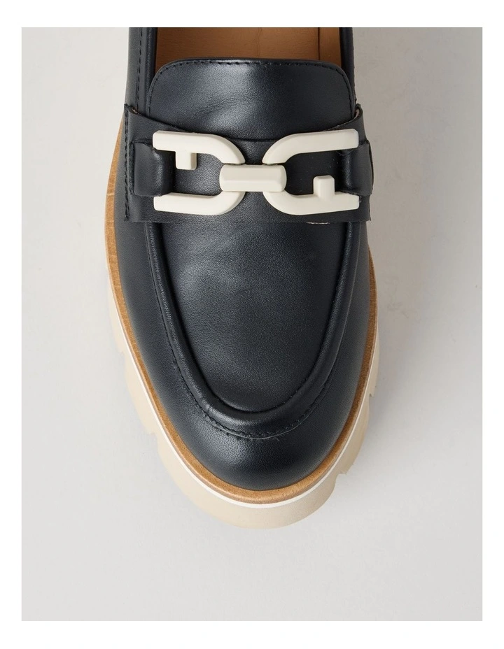 Lexi Flat Shoes in Black image 5
