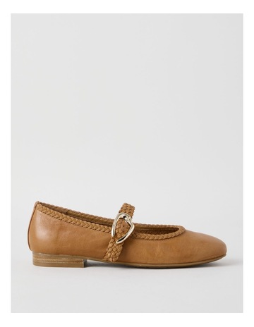 Tan colour
