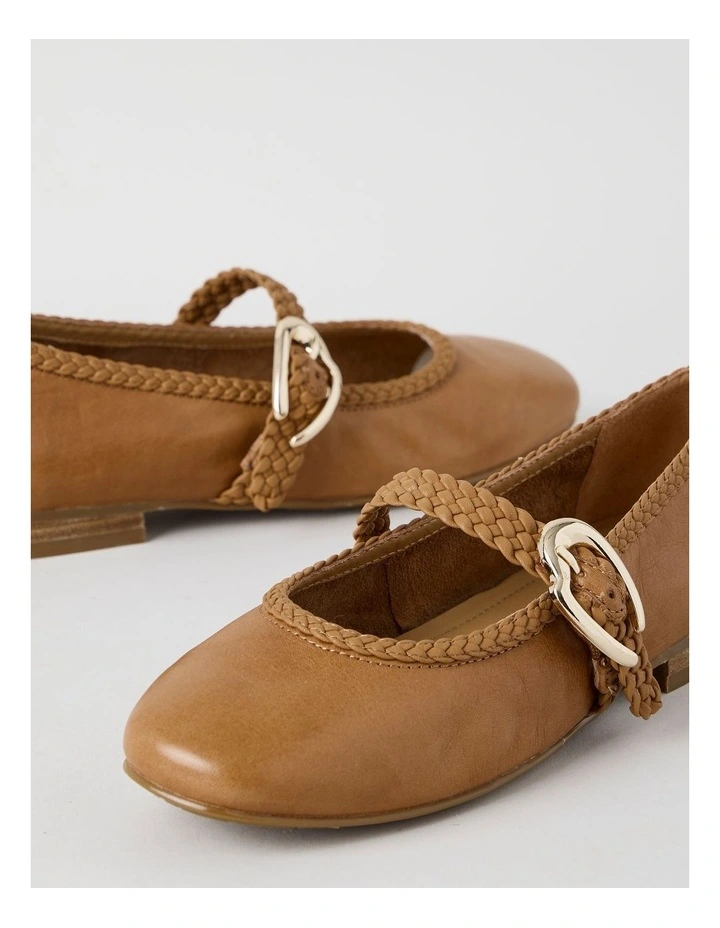 Amanda Flat Shoes in Tan image 3