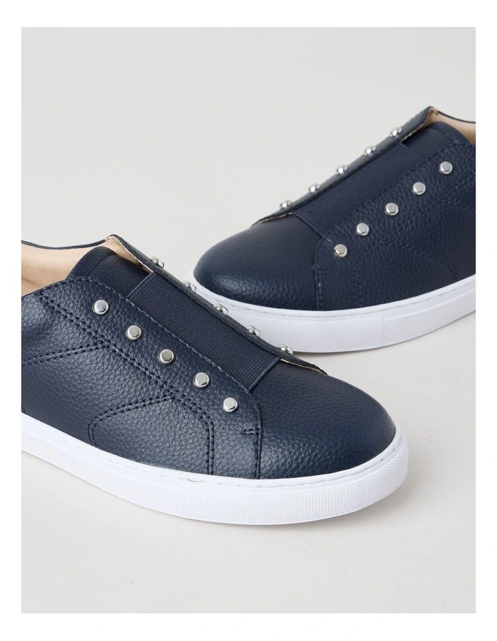 Jenny Sneaker in Navy image 4