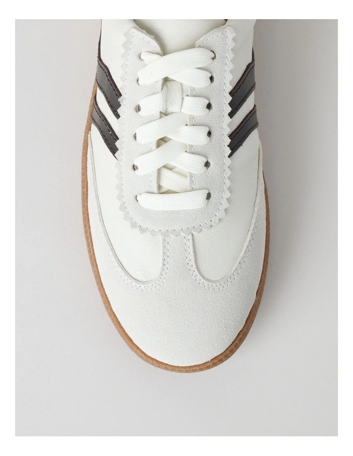 Houston Sneaker in Beige/Choc image 5
