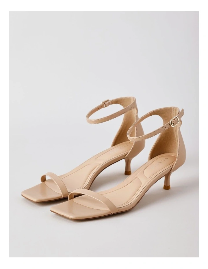 Courtney Black Sandal in Latte image 4