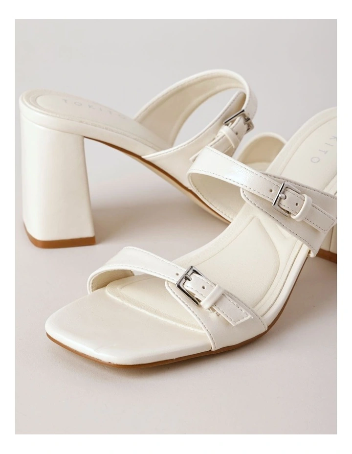 Minnie Sandal in Chalk image 3