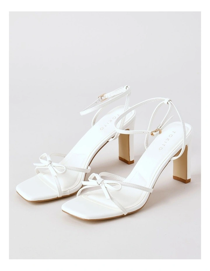 Destiny Sandal in Chalk image 2