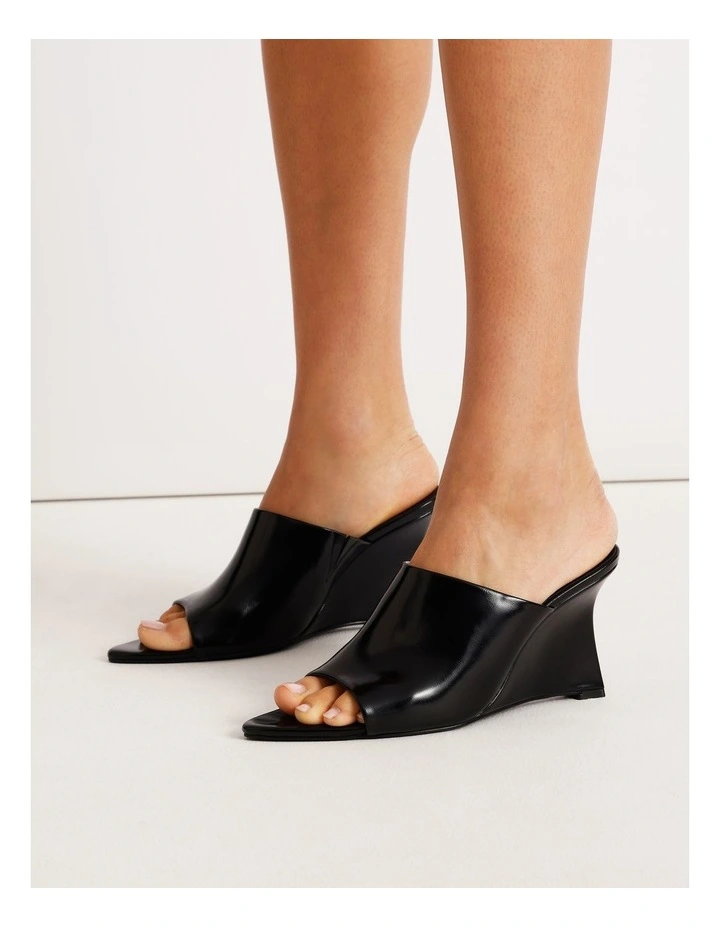 Spice Sandal in Black image 2