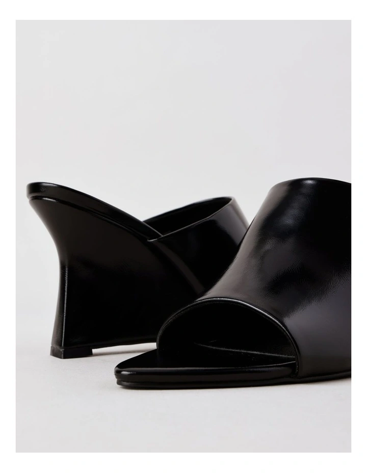 Spice Sandal in Black image 4