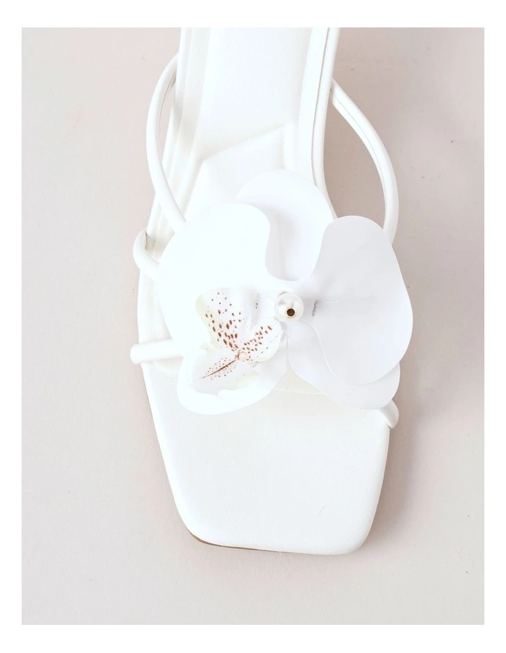 Tahiti Flower Sandal in White image 6