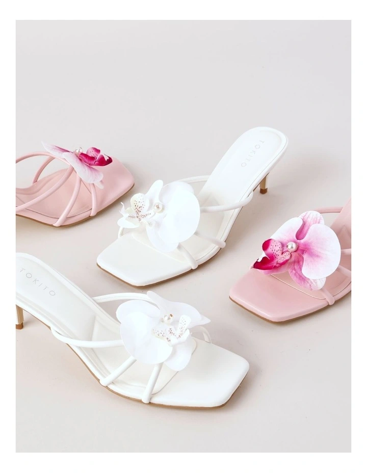 Tahiti Flower Sandal in White image 7