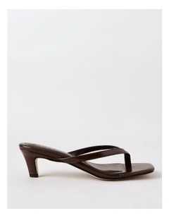 Leona Sandal in Chocolate