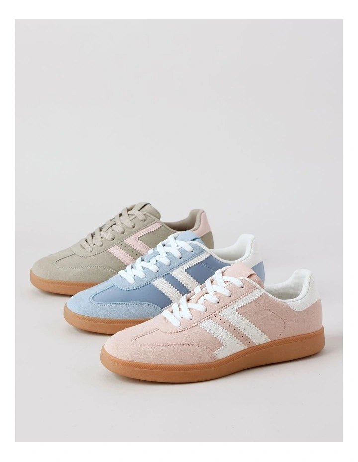 Terri Sneaker in Pink image 7