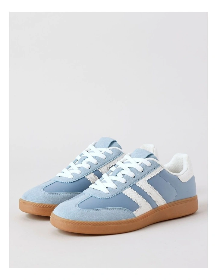 Terri Sneaker in Blue image 3
