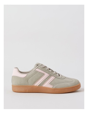 Grey/Pink colour