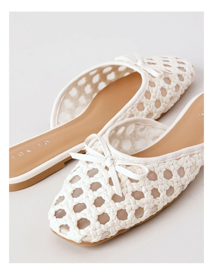Cherish Flat Shoes in Cream image 4