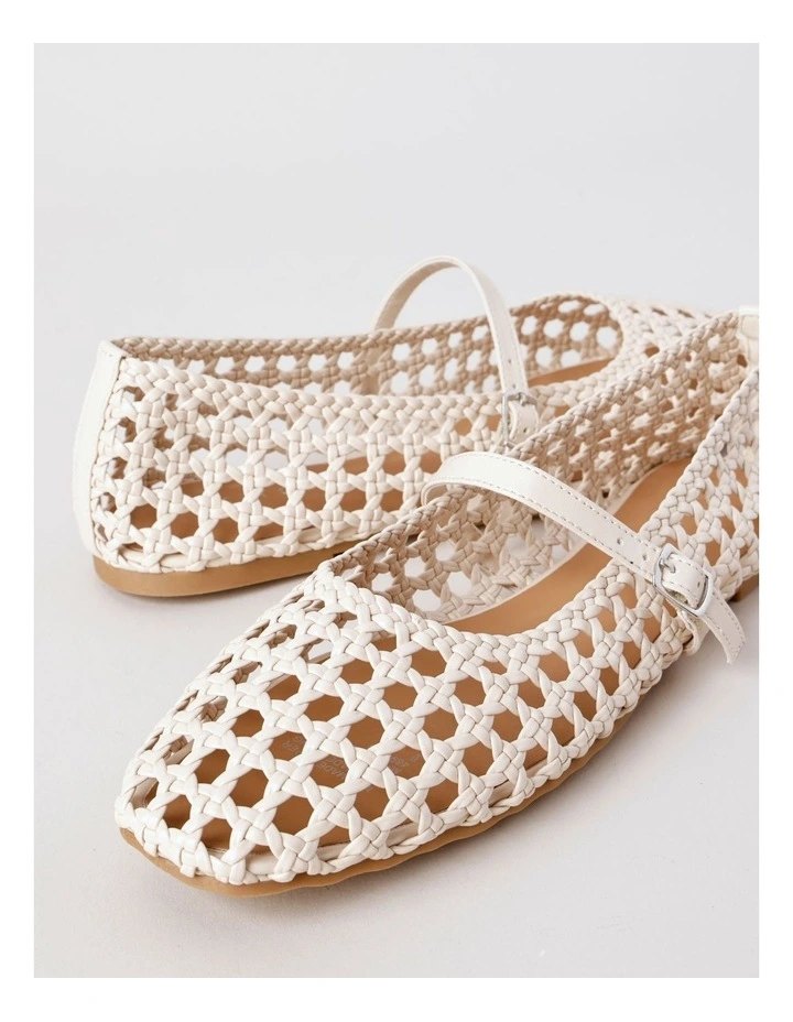 Bliss Flat Shoes in Cream image 4
