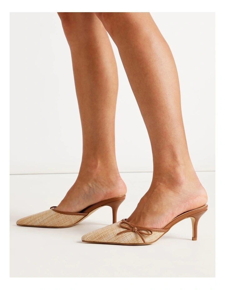 Fiesta Heeled Shoe in White image 2