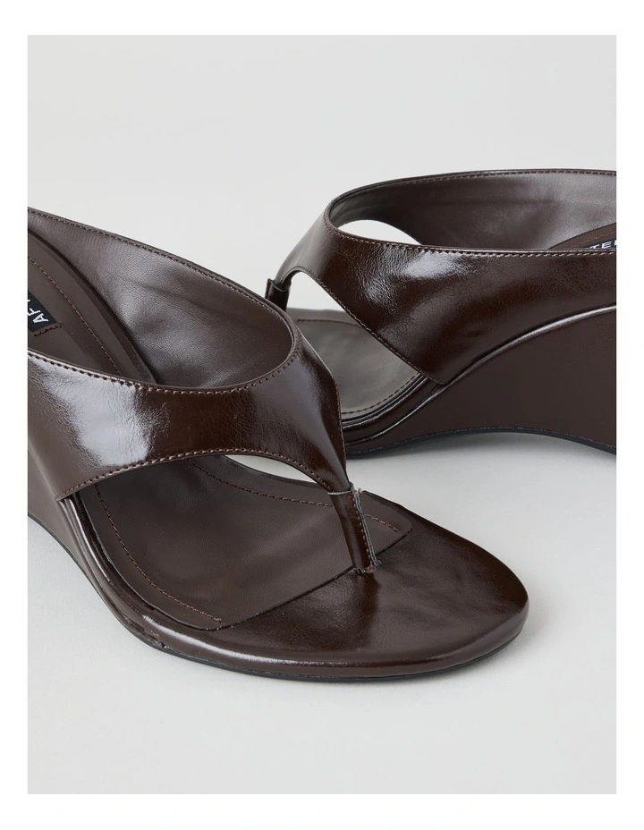 Huxley Sandal in Chocolate image 5