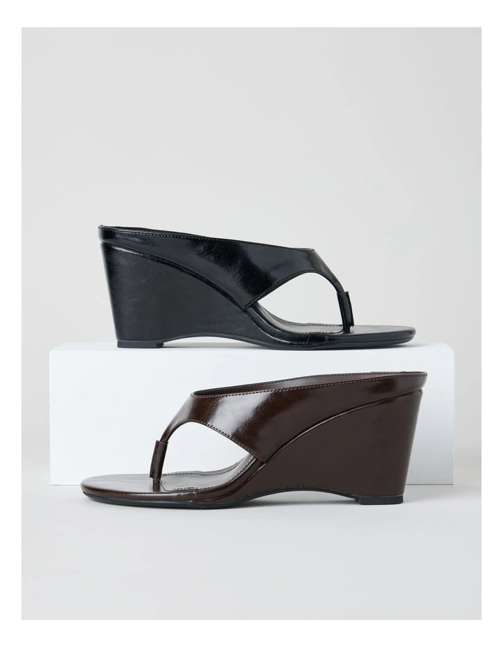Huxley Sandal in Chocolate image 7