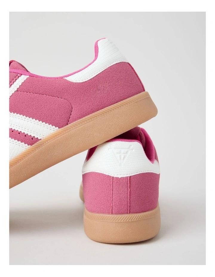 Arlo Sneaker in Pink image 3