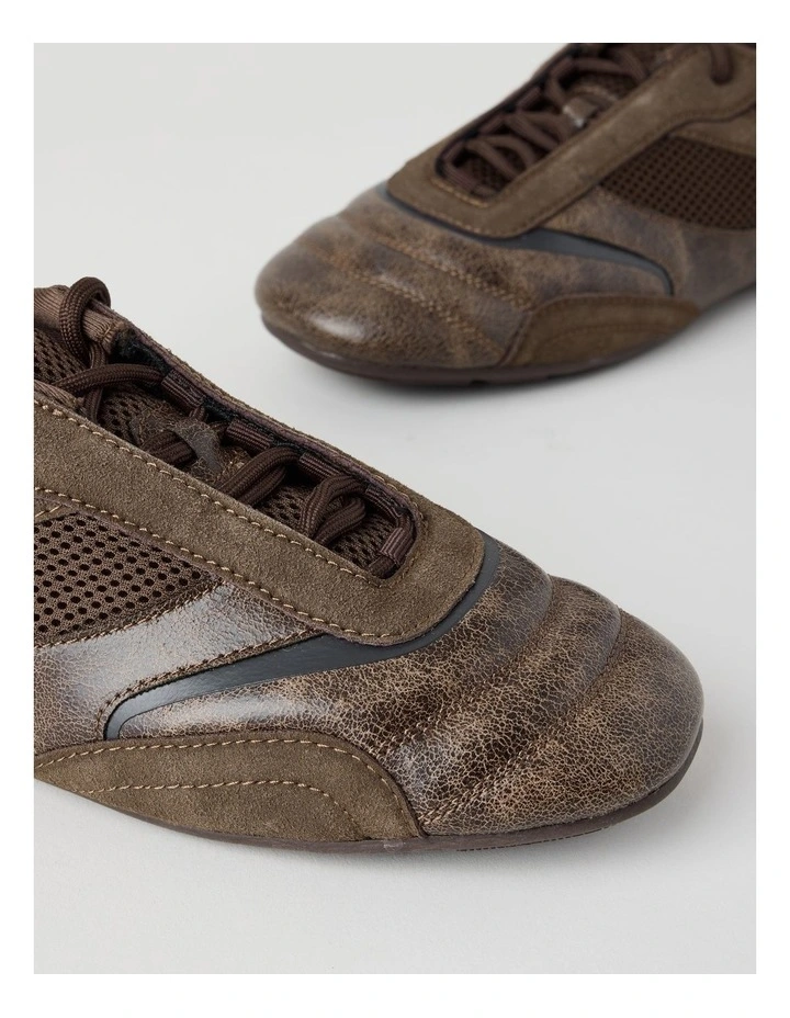 Tyson Sneaker in Chocolate image 4