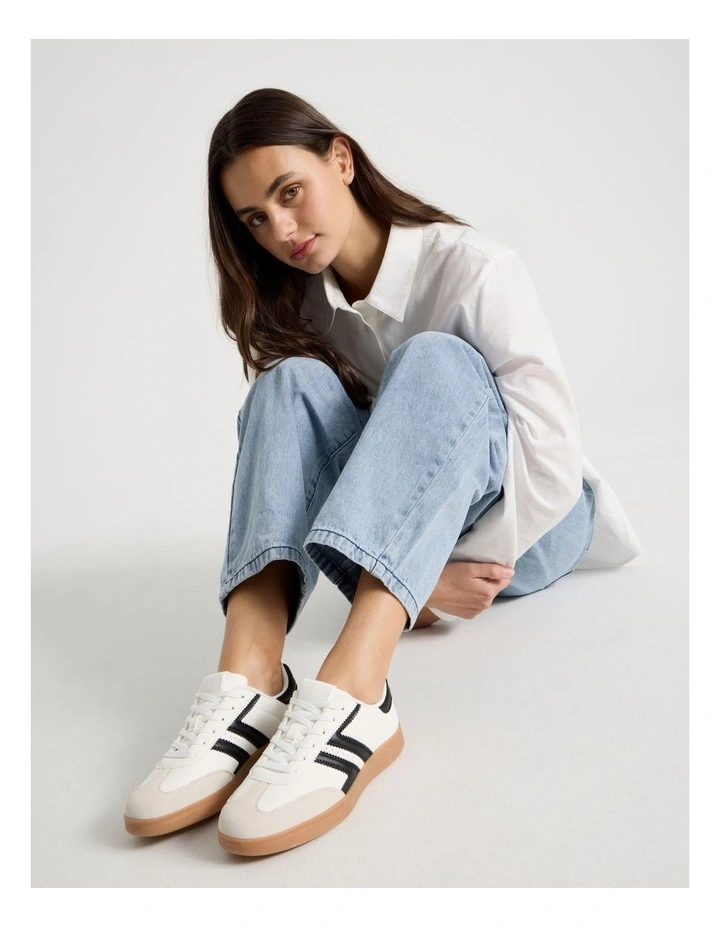 Arlo Sneaker in Cream and Black image 2