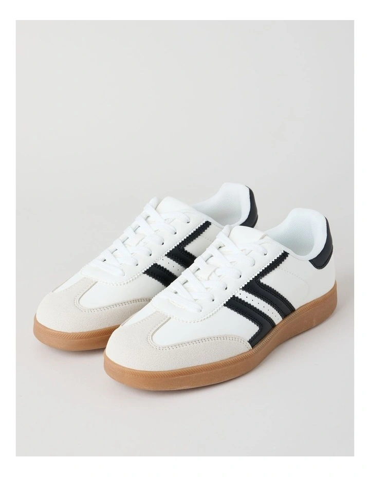 Arlo Sneaker in Cream and Black image 2