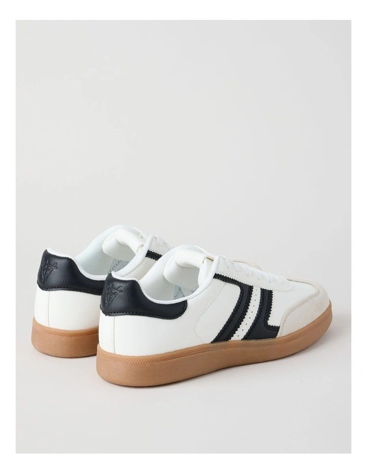 Arlo Sneaker in Cream and Black image 3