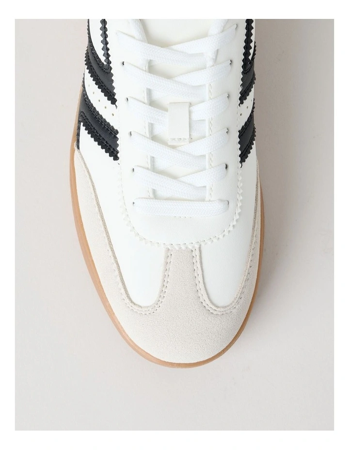 Arlo Sneaker in Cream and Black image 5