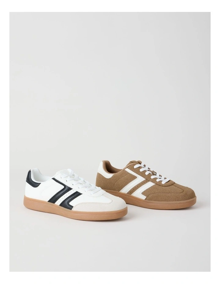 Arlo Sneaker in Cream and Black image 6