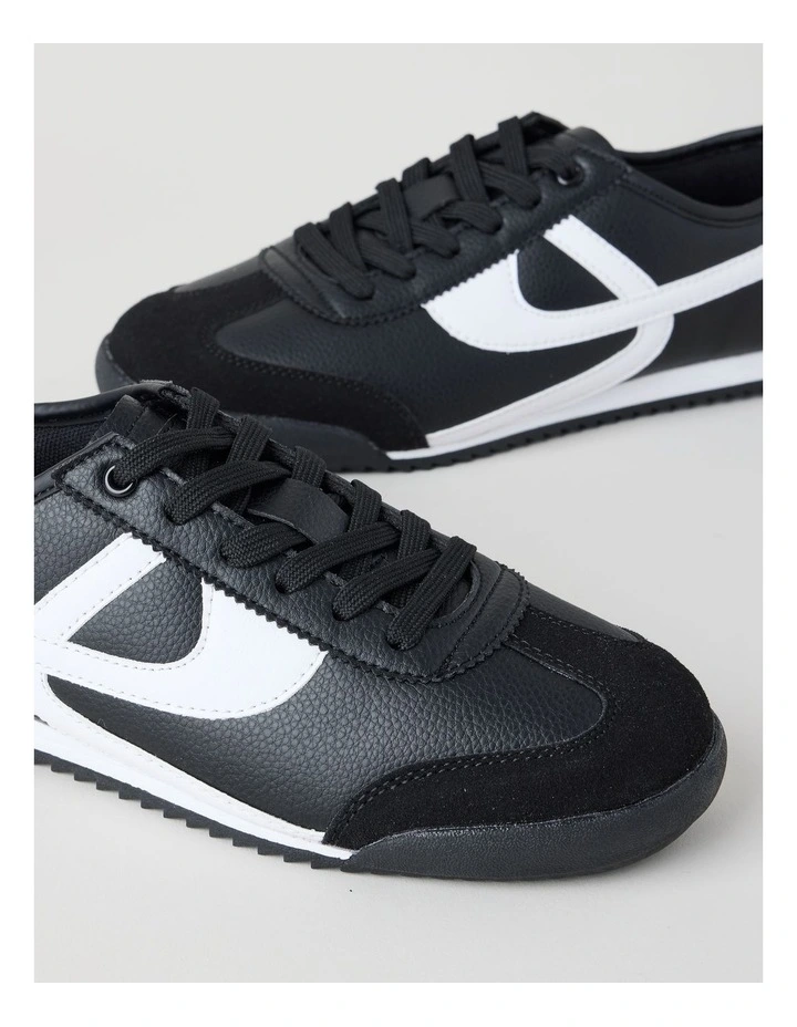 Taryn Sneaker in Black image 4