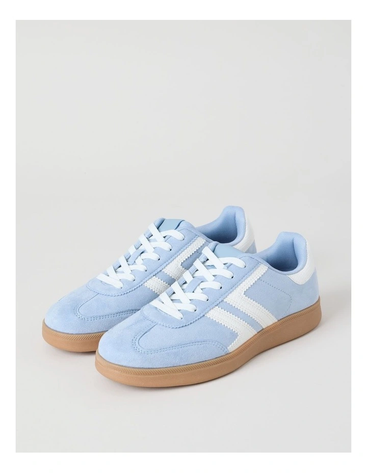 Arlo Sneaker in Light Blue image 3
