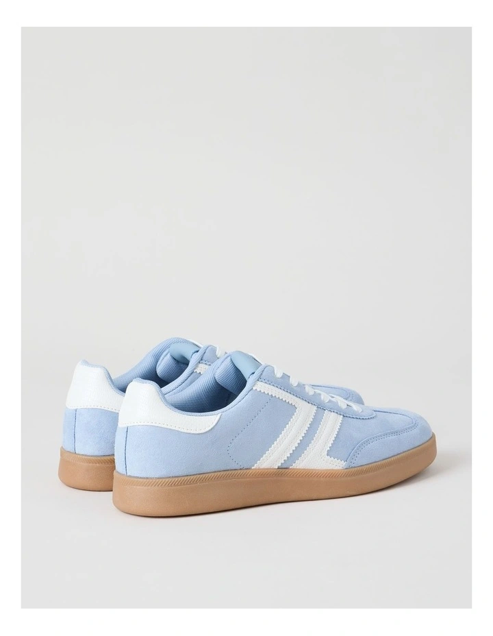 Arlo Sneaker in Light Blue image 4
