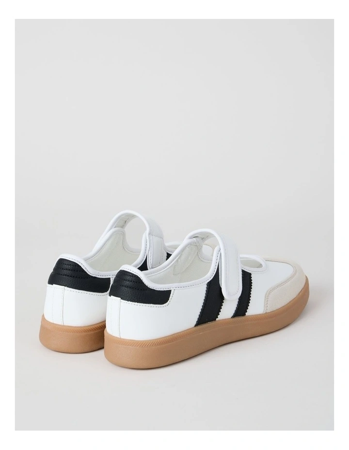 Charlie Sneaker in Cream/Black image 4
