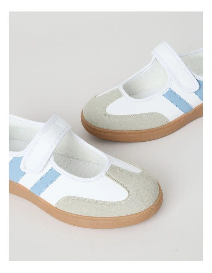 Charlie Sneaker in White/Blue image 4