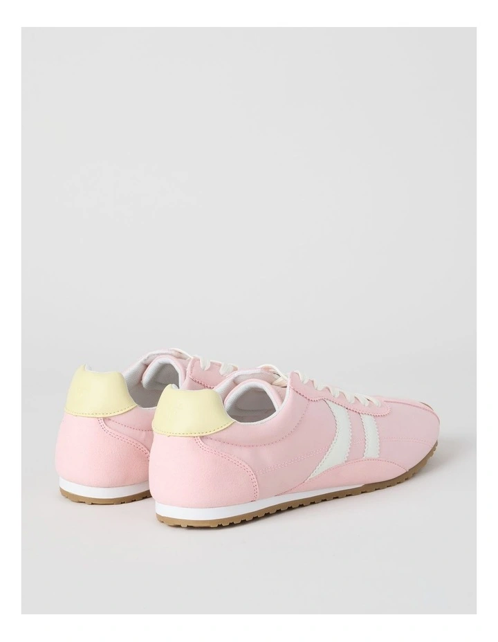 Jenna Sneaker in Pink image 4