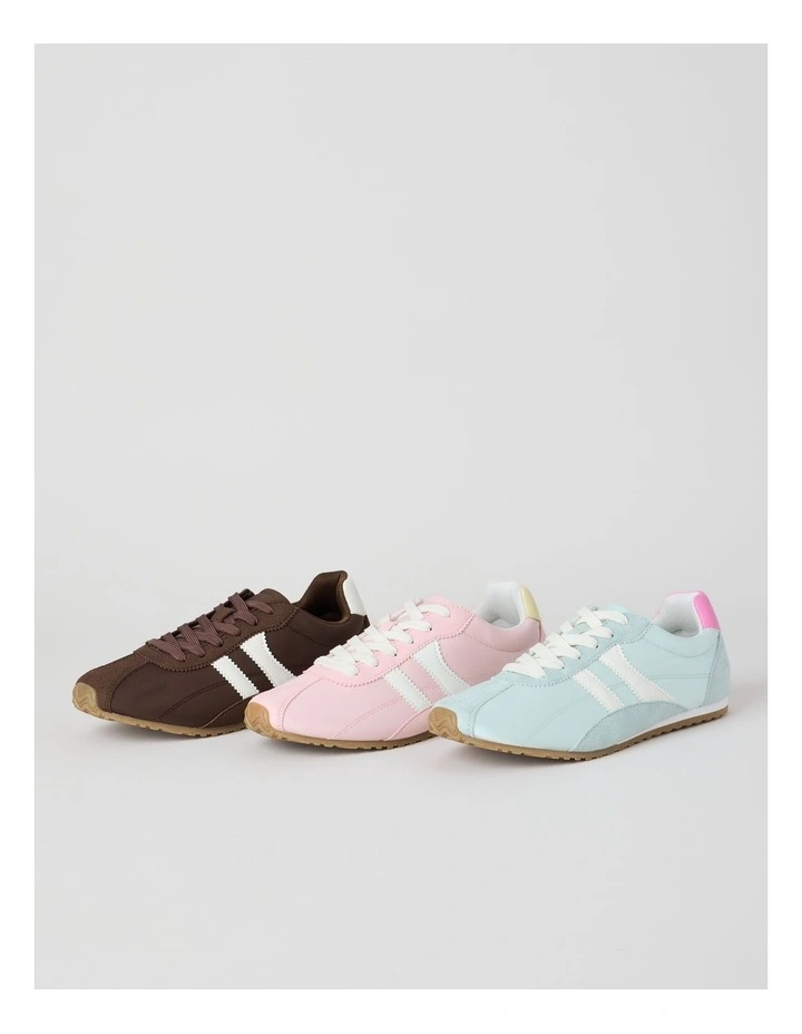 Jenna Sneaker in Blue image 6