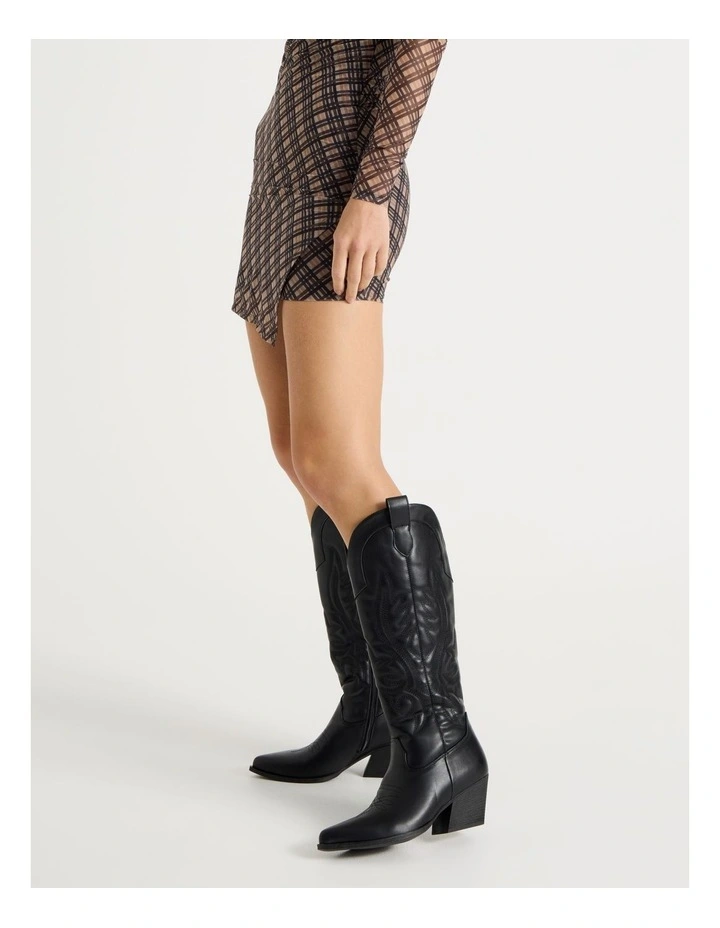 Dolly Boot in Black image 4