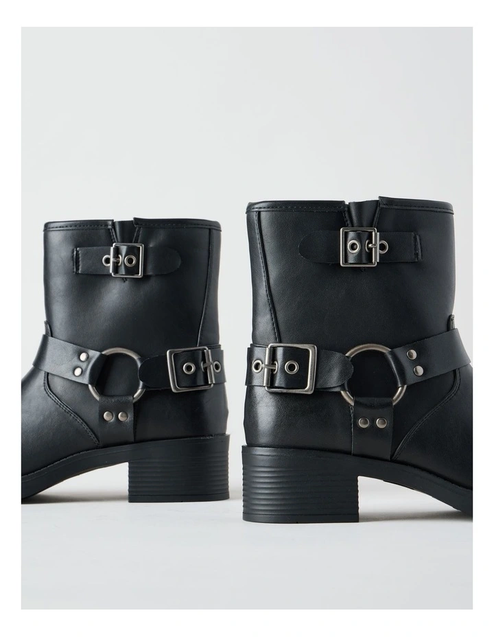 Jasper Boot in Black image 6