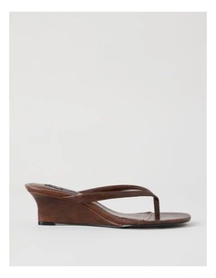 Rihanna Heeled Shoes in Chocolate