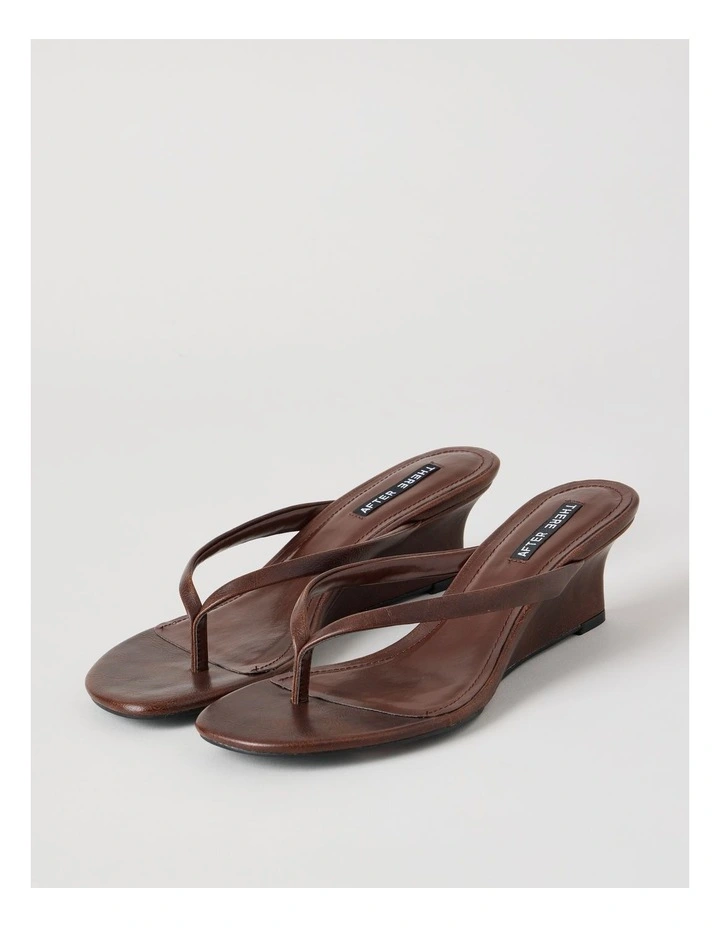 Rihanna Heeled Shoes in Chocolate image 5