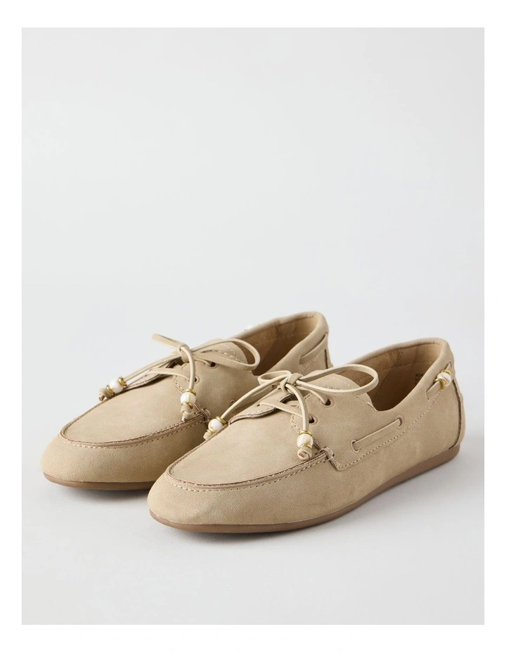 Monty Flat Shoes in Beige image 3