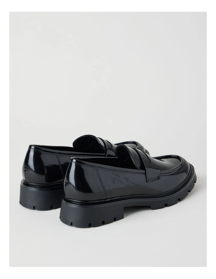 Travis Flat Shoes in Black image 5