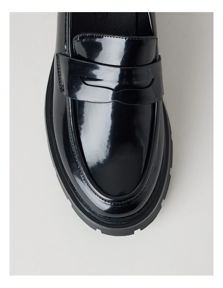 Travis Flat Shoes in Black image 6