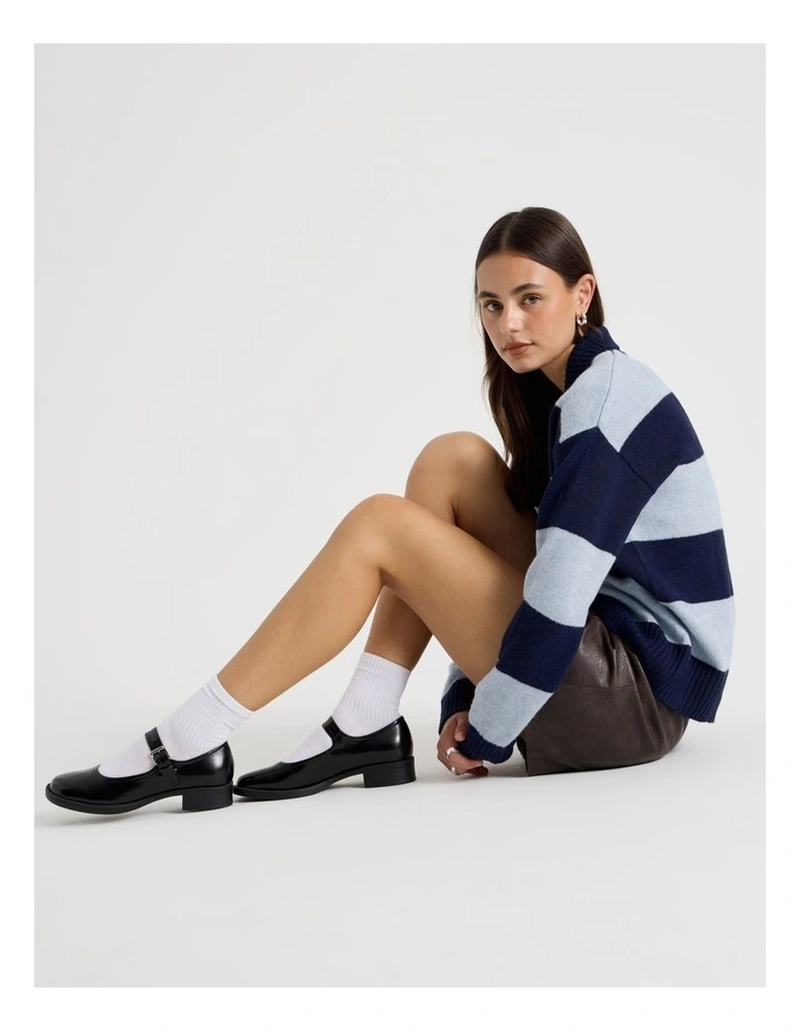 Lipa Flat Shoes in Black image 2